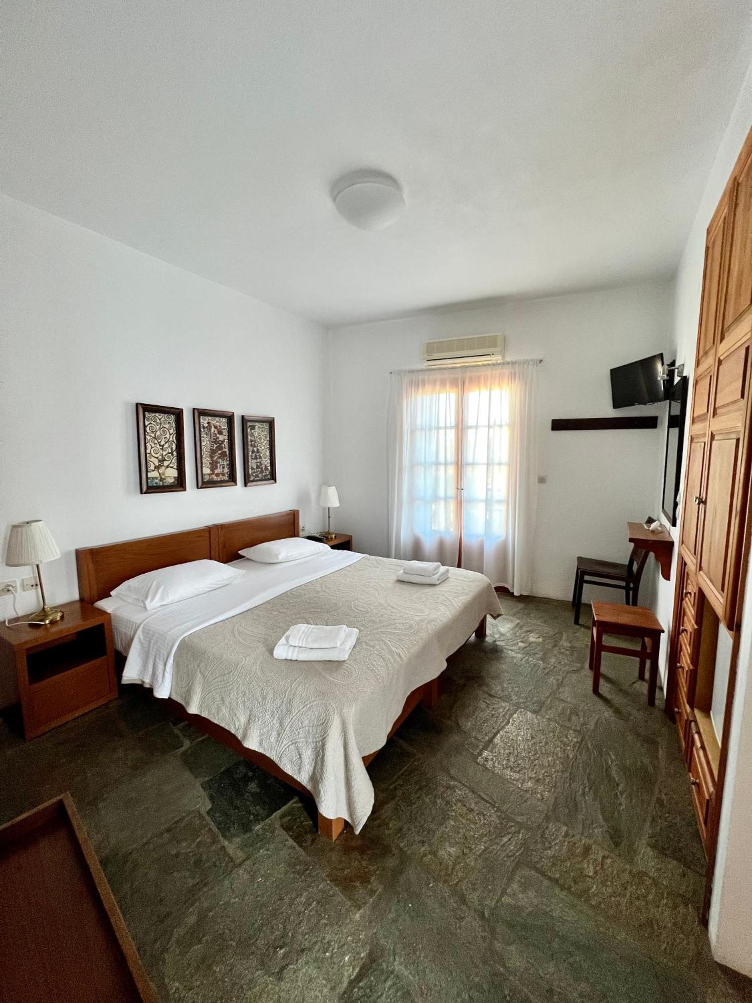 Hotel Antheia à Folégandros Extérieur photo